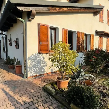 Casa Desi * Baura